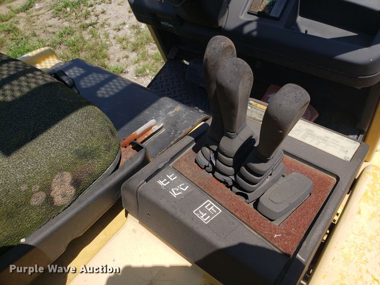 image for item ET9809 Hyster E45XM forklift