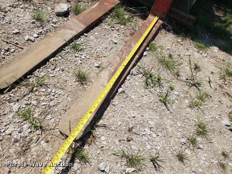 image for item ET9809 Hyster E45XM forklift