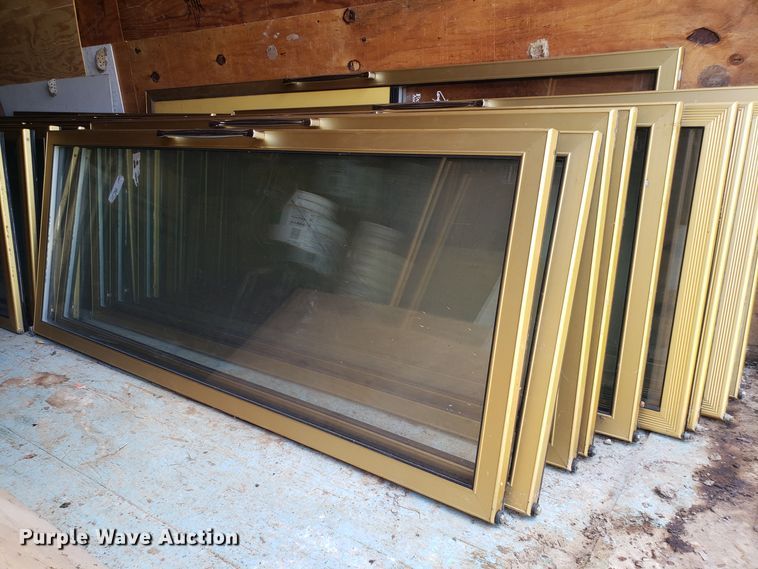 image for item ET9810 (20) double pane cooler doors and hardware