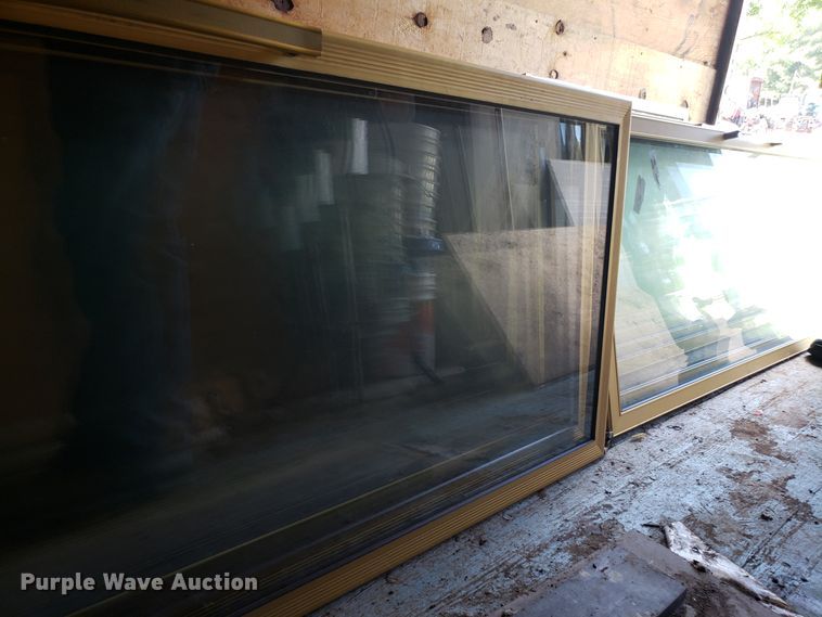 image for item ET9810 (20) double pane cooler doors and hardware