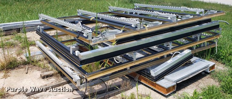 image for item ET9810 (20) double pane cooler doors and hardware