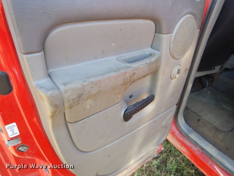 image for item FC9756 2003 Dodge Ram 3500 Quad Cab flatbed pickup truck