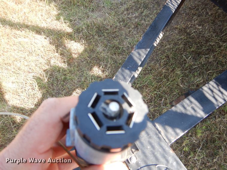 image for item FC9759 2012 Top Hat HH20X7-14E-F utility trailer