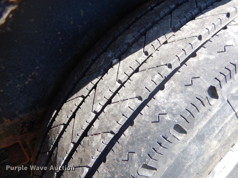 image for item FC9759 2012 Top Hat HH20X7-14E-F utility trailer