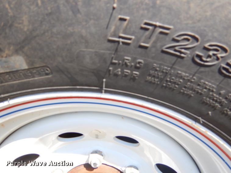 image for item FC9759 2012 Top Hat HH20X7-14E-F utility trailer