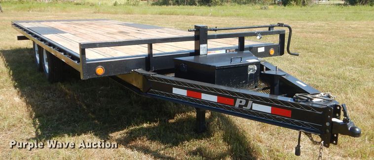 image for item FC9761 2016 PJ tilt deck equipment trailer