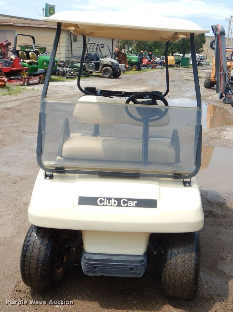image for item FC9804 2007 Club Car DS golf cart