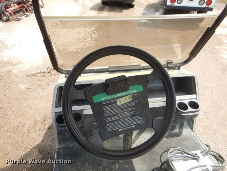 image for item FC9804 2007 Club Car DS golf cart