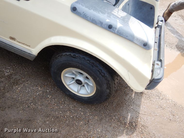 image for item FC9804 2007 Club Car DS golf cart