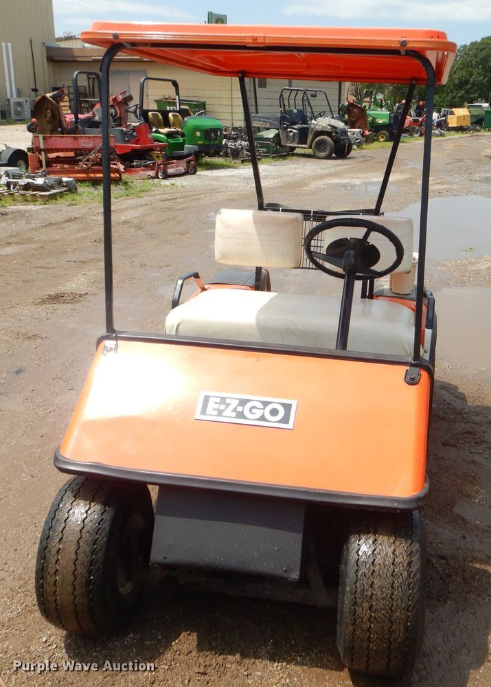 image for item FC9805 1981 Ez-go Marathon golf cart