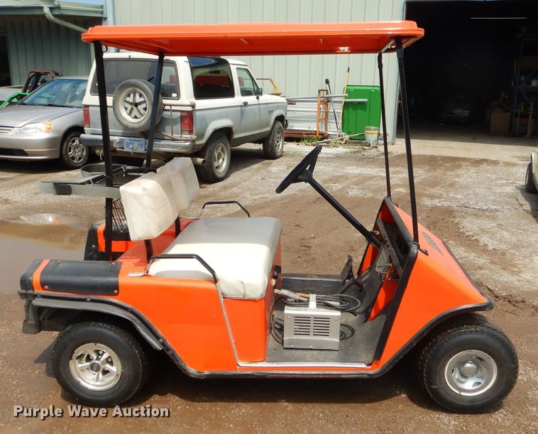 image for item FC9805 1981 Ez-go Marathon golf cart