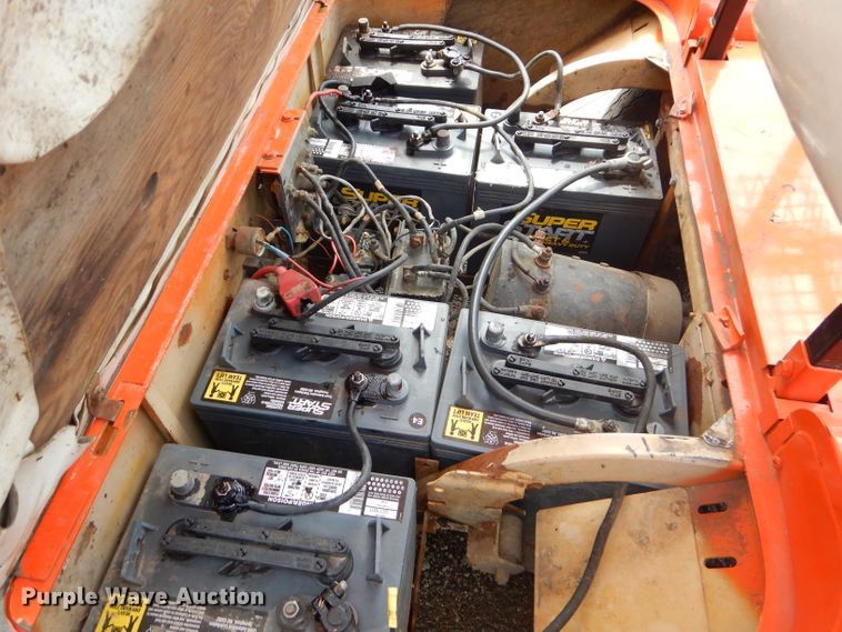 image for item FC9805 1981 Ez-go Marathon golf cart