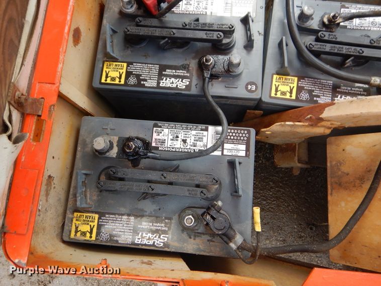 image for item FC9805 1981 Ez-go Marathon golf cart