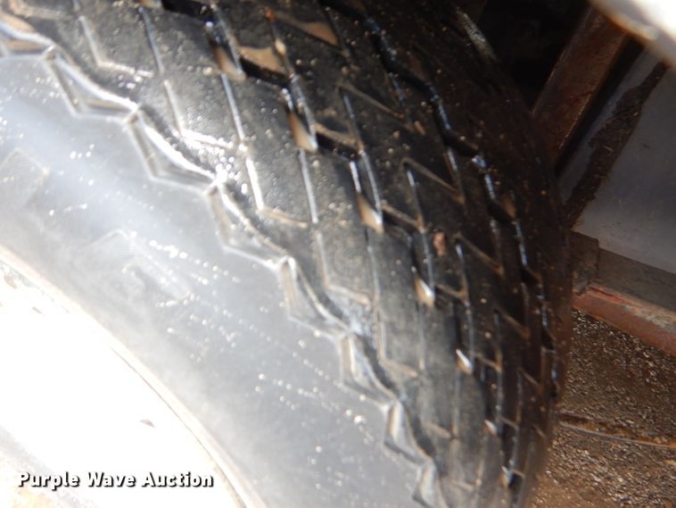 image for item FC9805 1981 Ez-go Marathon golf cart