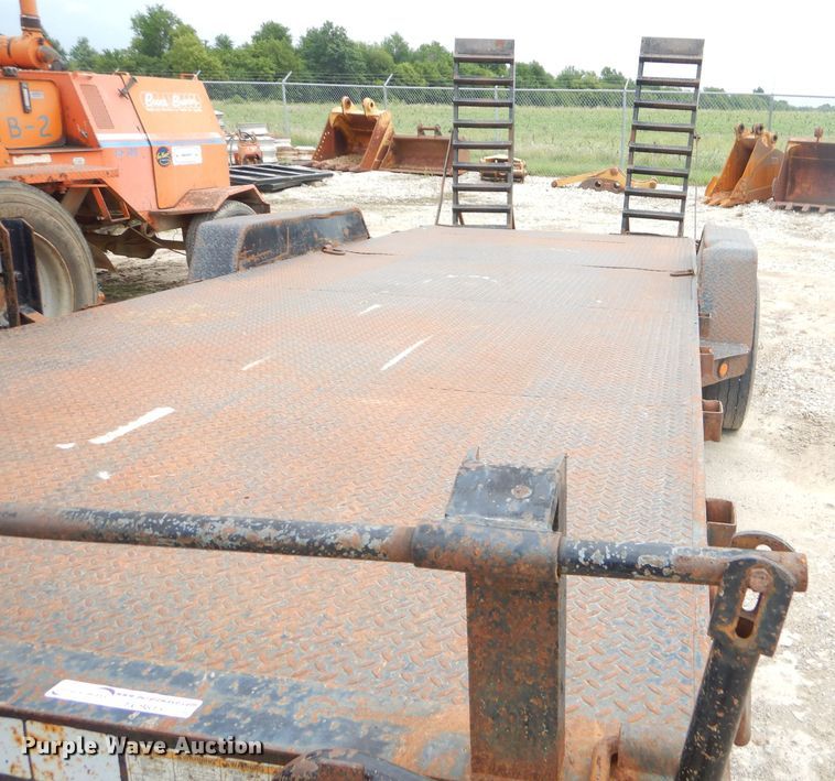 image for item FC9815 2009 Kaufman equipment trailer