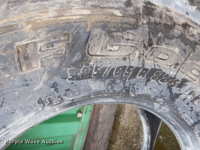 image for item FC9816 (5) tires