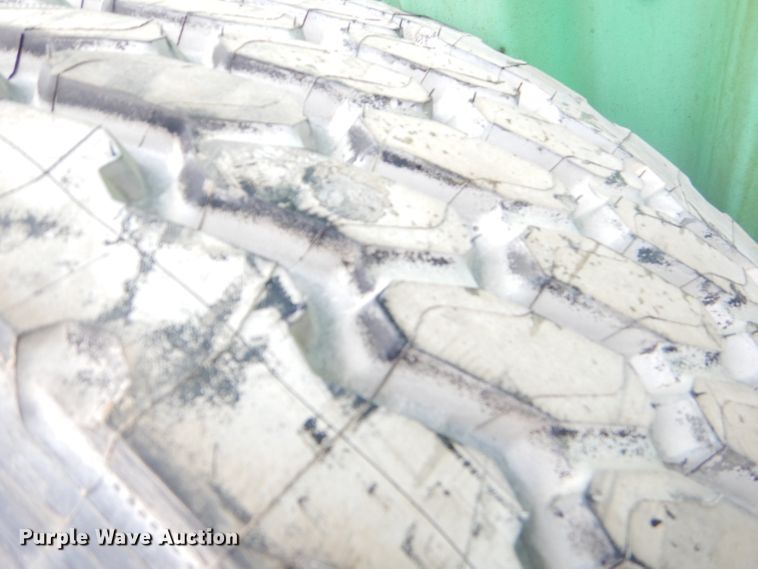 image for item FC9816 (5) tires