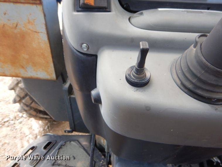 image for item FC9820 New Holland TN70 tractor