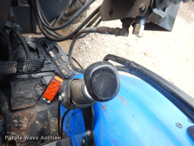 image for item FC9820 New Holland TN70 tractor