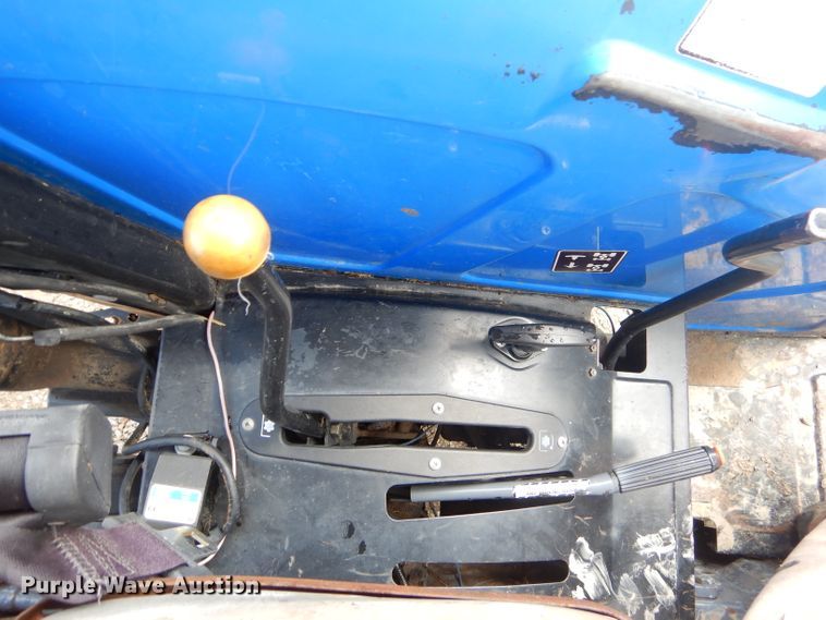 image for item FC9820 New Holland TN70 tractor