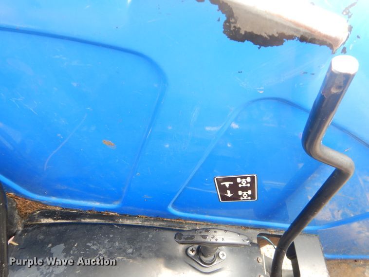 image for item FC9820 New Holland TN70 tractor