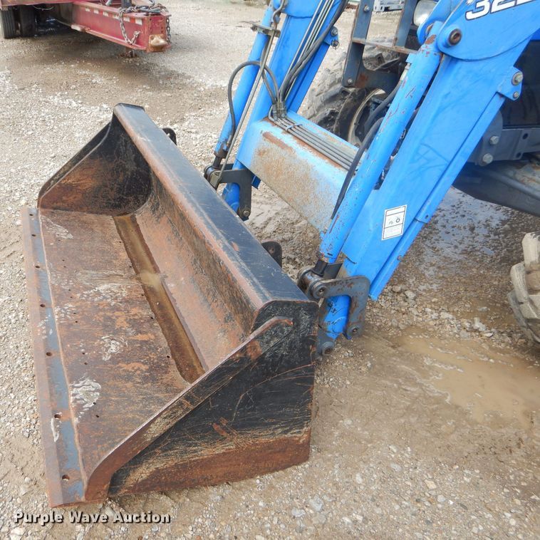 image for item FC9820 New Holland TN70 tractor