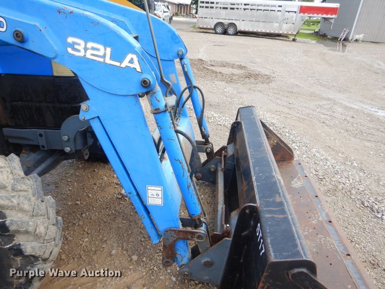 image for item FC9820 New Holland TN70 tractor