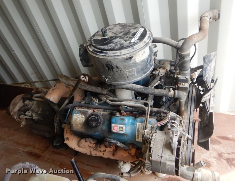 image for item FC9821 Detroit Diesel 8.2L eight cylinder diesel engine