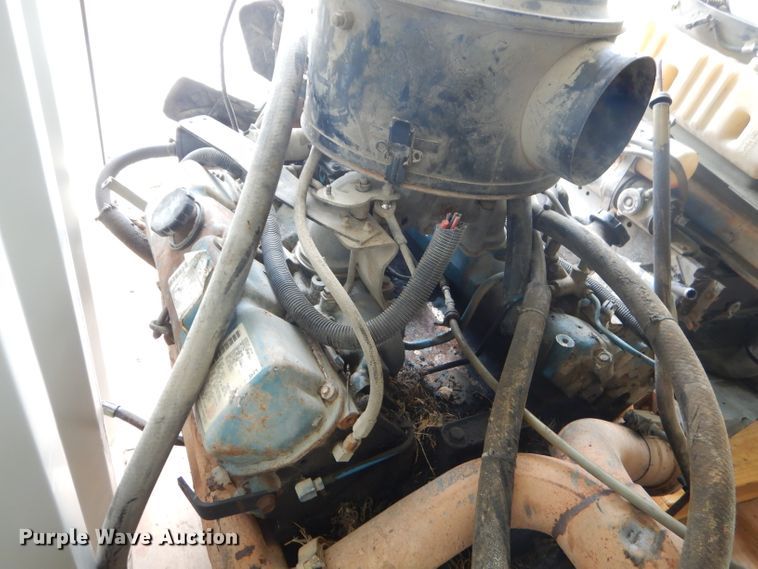 image for item FC9821 Detroit Diesel 8.2L eight cylinder diesel engine