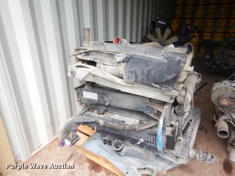 image for item FC9821 Detroit Diesel 8.2L eight cylinder diesel engine