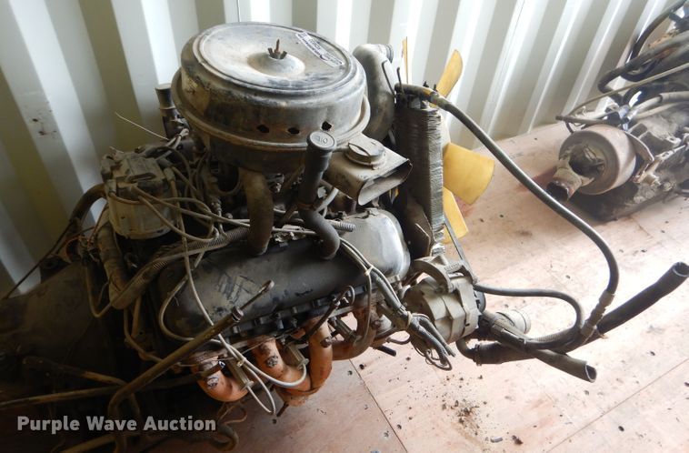 image for item FC9822 Chevrolet 454 C.I.D. eight cylinder gas engine