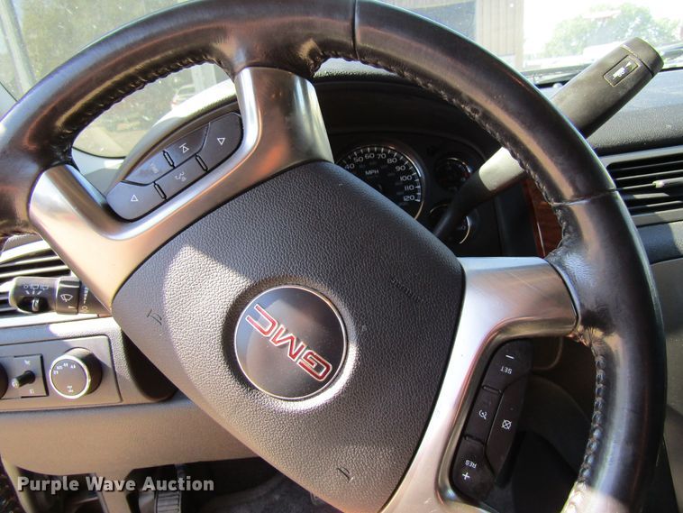 image for item FD9260 2007 GMC Yukon SUV