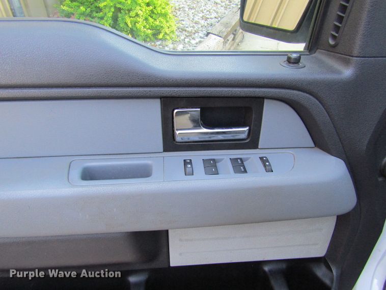 image for item FD9261 2013 Ford F150 SuperCab pickup truck