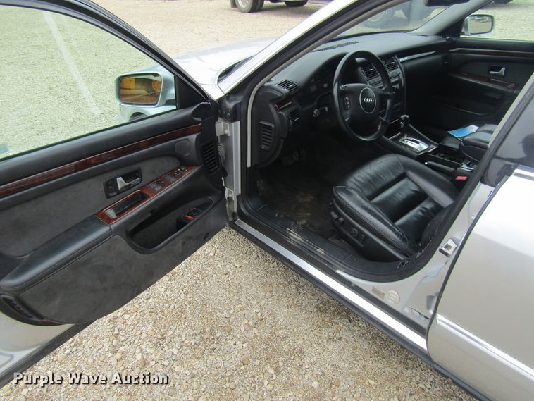 image for item FD9276 2003 Audi A8