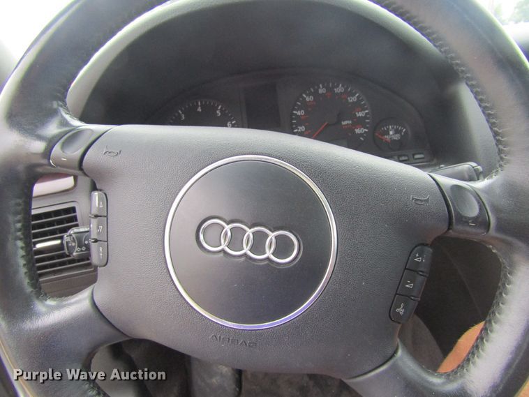 image for item FD9276 2003 Audi A8
