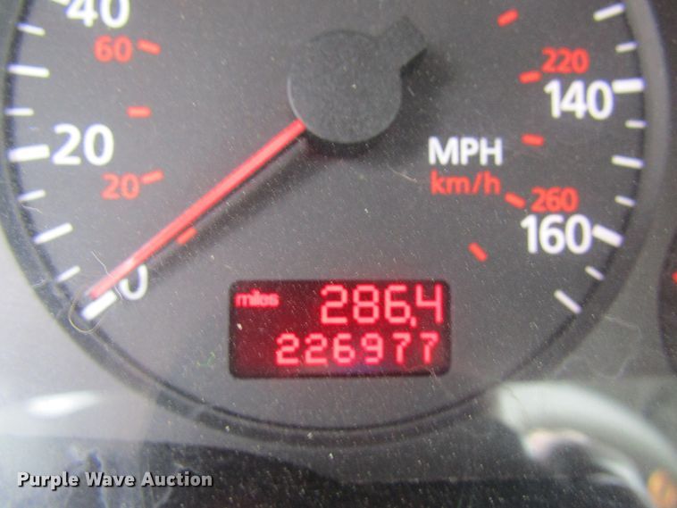 image for item FD9276 2003 Audi A8