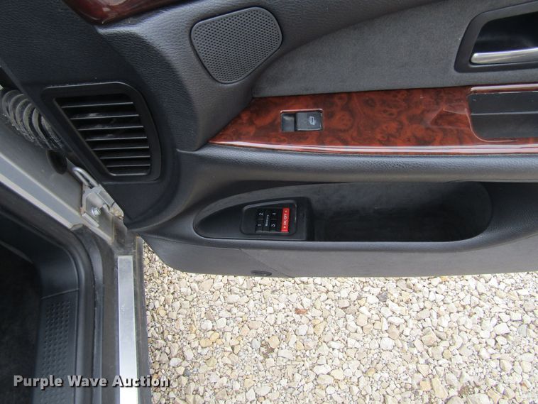 image for item FD9276 2003 Audi A8