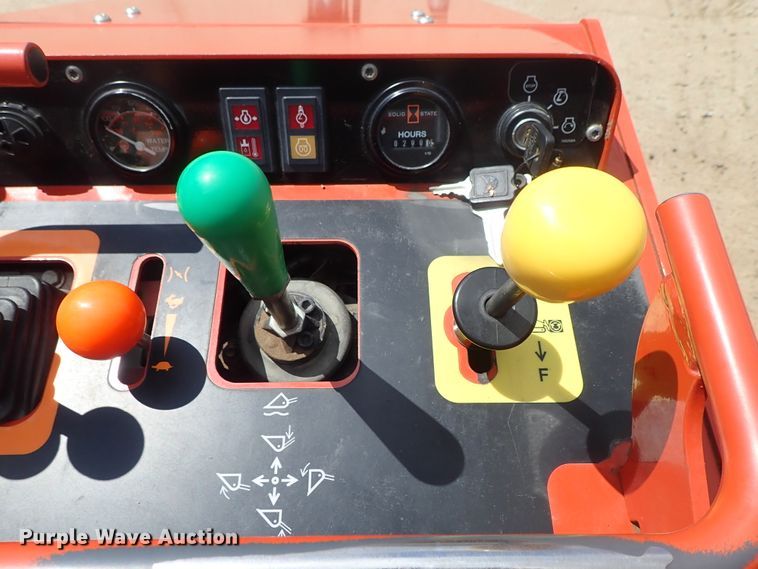 image for item FE9972 2014 Ditch Witch SK755 compact utility loader