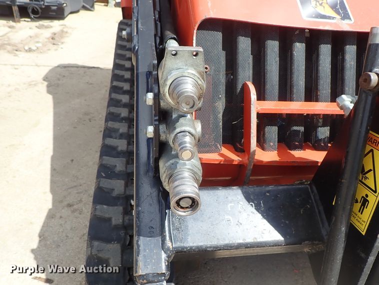 image for item FE9972 2014 Ditch Witch SK755 compact utility loader