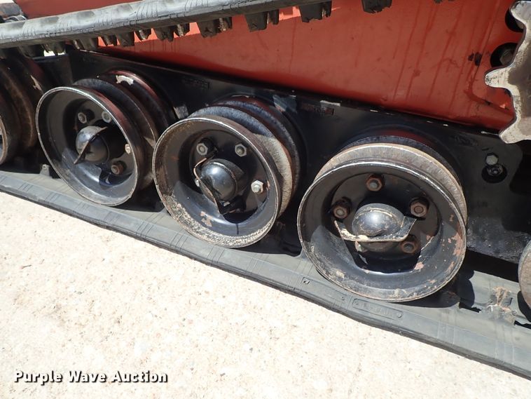 image for item FE9972 2014 Ditch Witch SK755 compact utility loader