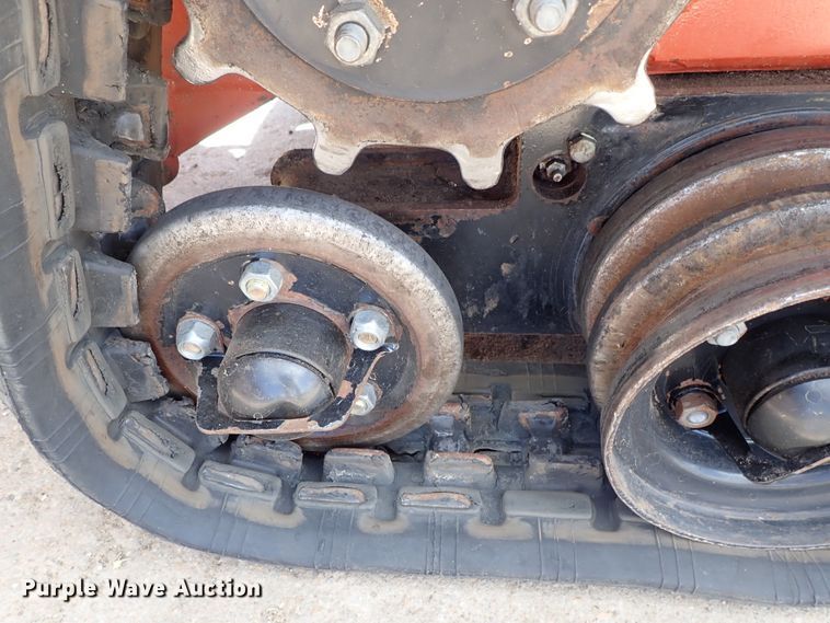 image for item FE9972 2014 Ditch Witch SK755 compact utility loader