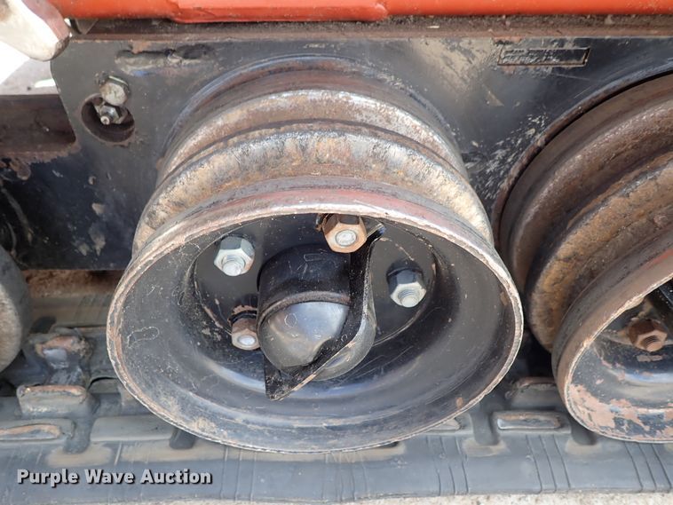 image for item FE9972 2014 Ditch Witch SK755 compact utility loader