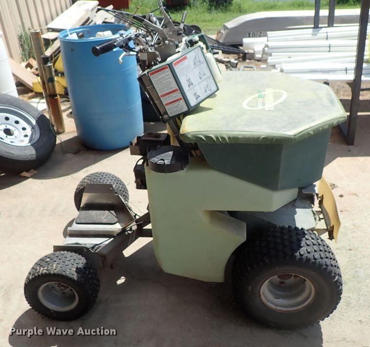 image for item FE9975 Perma Green spreader/sprayer