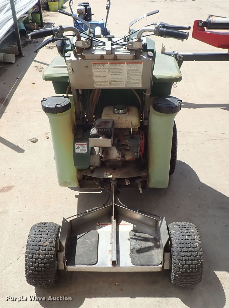 image for item FE9975 Perma Green spreader/sprayer