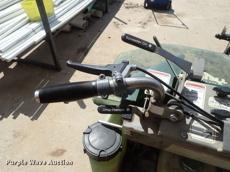 image for item FE9975 Perma Green spreader/sprayer