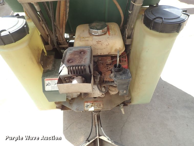 image for item FE9975 Perma Green spreader/sprayer