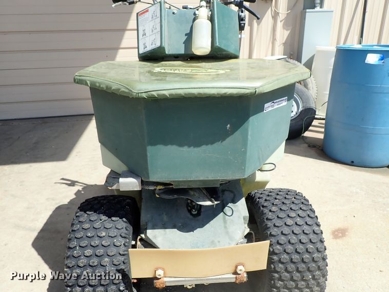 image for item FE9975 Perma Green spreader/sprayer