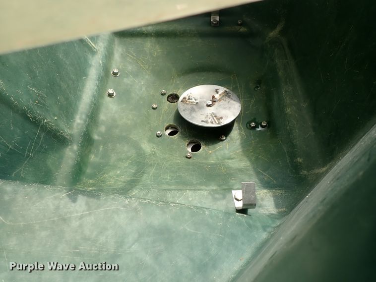 image for item FE9975 Perma Green spreader/sprayer