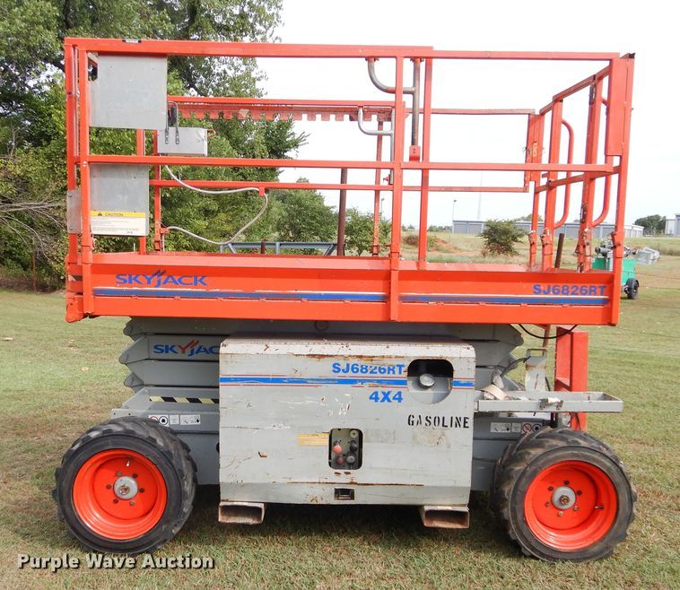 image for item FI9960 Skyjack SJ6826RT scissor lift