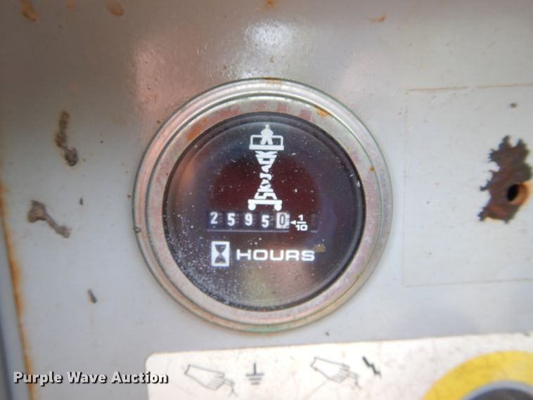 image for item FI9960 Skyjack SJ6826RT scissor lift